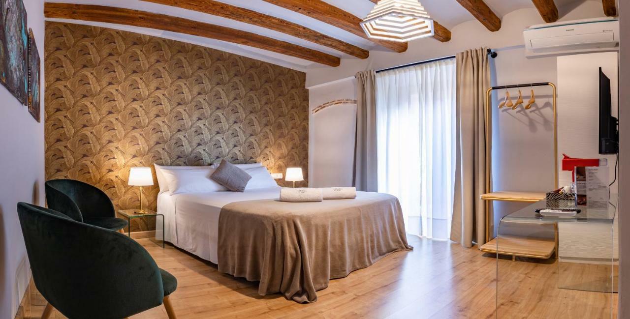 El Palauet Del Priorat Otel Cornudella de Montsant Dış mekan fotoğraf