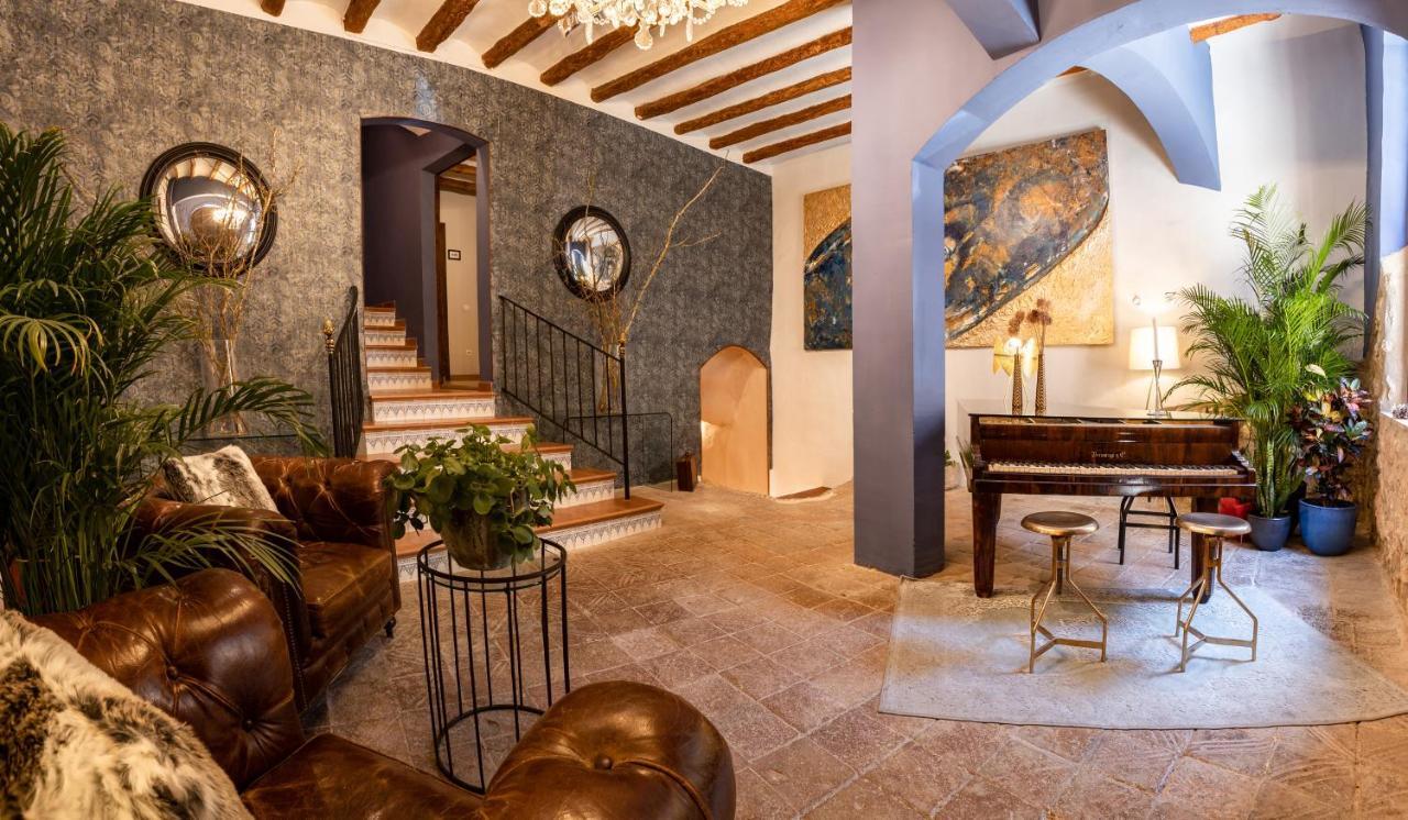 El Palauet Del Priorat Otel Cornudella de Montsant Dış mekan fotoğraf