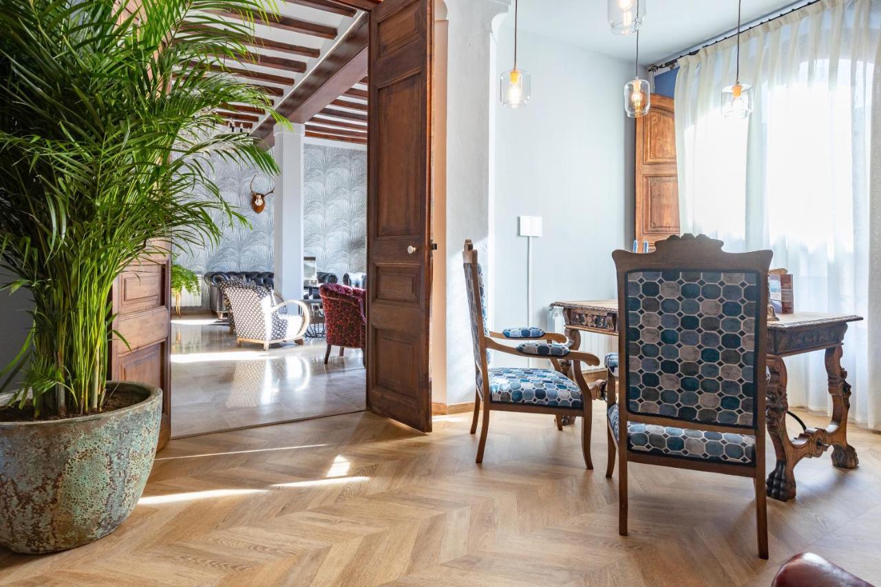 El Palauet Del Priorat Otel Cornudella de Montsant Dış mekan fotoğraf